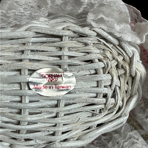 Gorham Baby’s First Christmas Ornament Wicker Porcelain GIRL - Picture 7 of 9